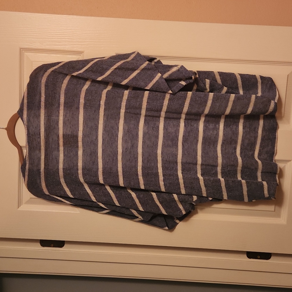 Style Rack Cardigan - Picture 2 of 5